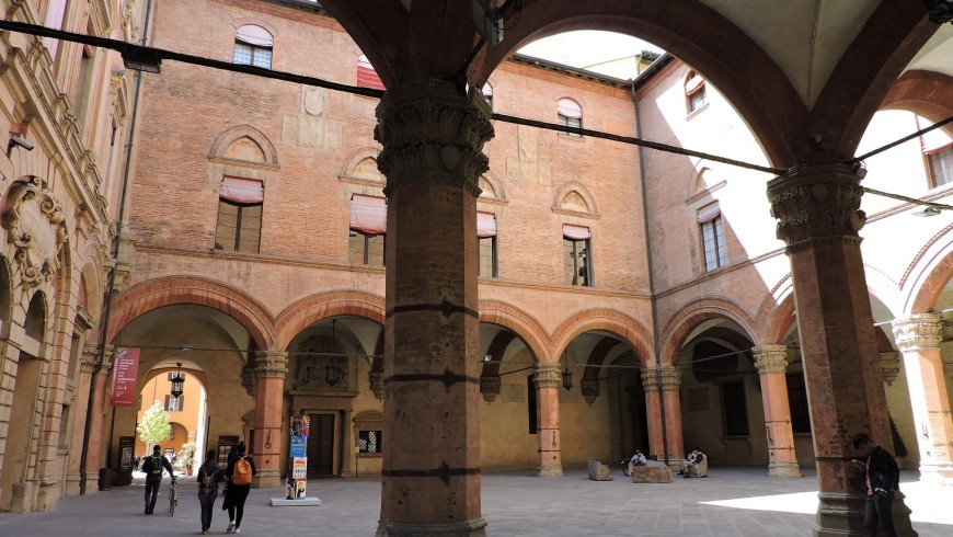 Palazzo Accursio, Bologna