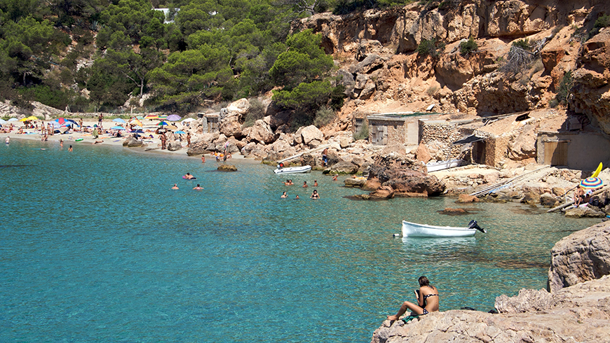 The 30 most beautiful beaches in Spain: Cala Mitjana