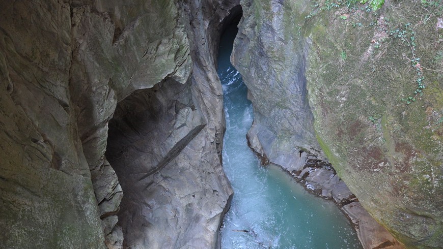 gorges near Lake Como