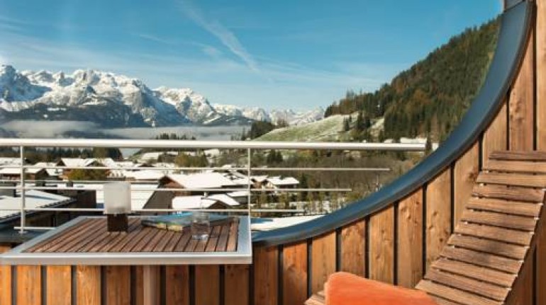 Luxury at high altitude: eco-hotels in the Alps