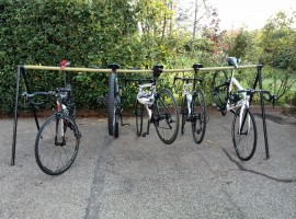 Bicicles in the garden of the hotel - On two wheels in the hills near Turin