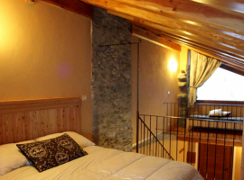 Bedroom, Borgata Sagna Rotonda, old villages