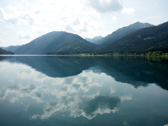 The many shades of blue of Lake Weissensee