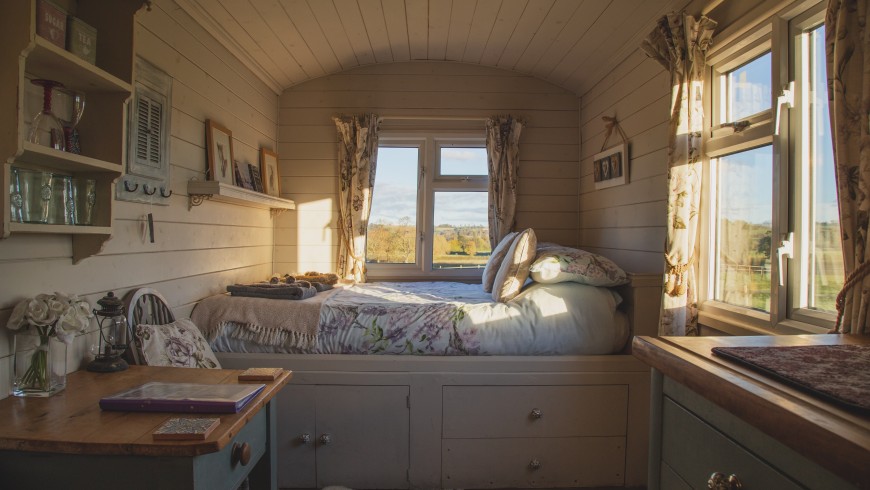 Tiny Houses with Plenty of Natural Lighting