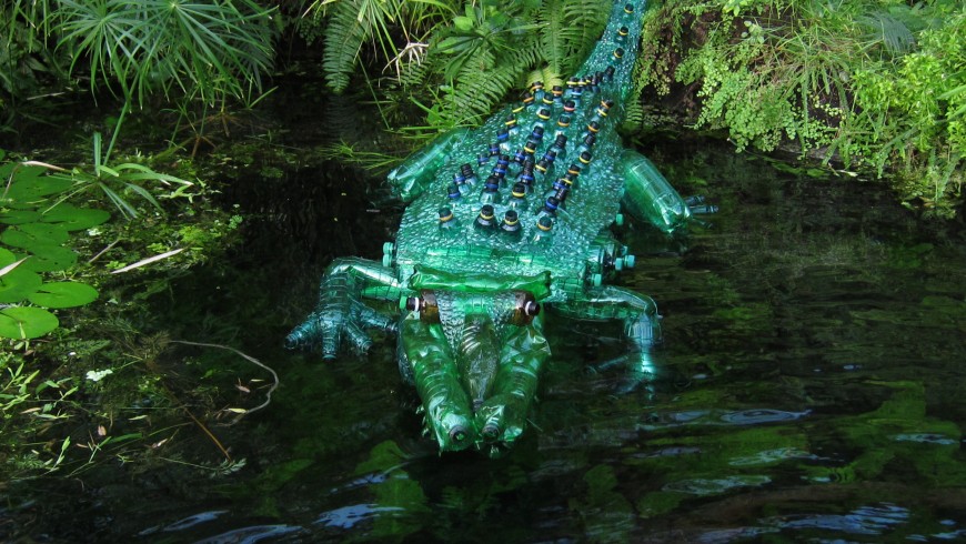 Veronika Richterová Crocodile made with plastic