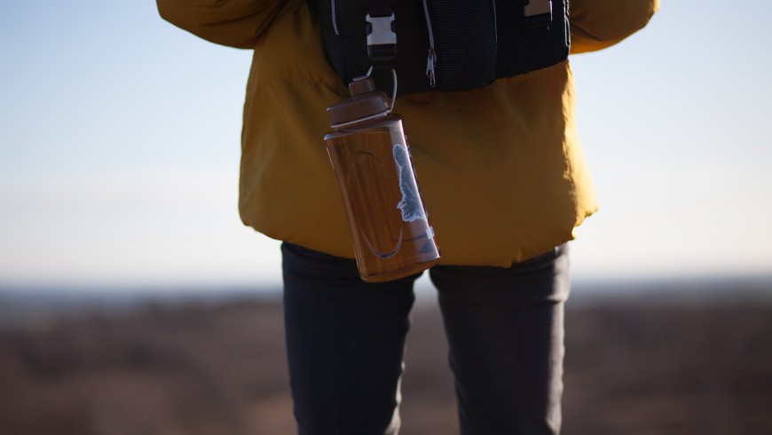 water bottle to reduce waste while travelling