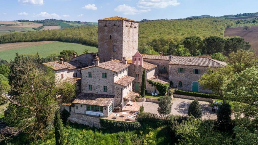 A village in the green of Umbria