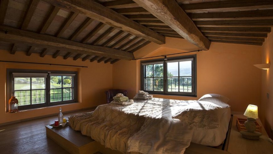 La Coroncina Farmhouse, vegan and eco-friendly accommodation in Marche, Italy 