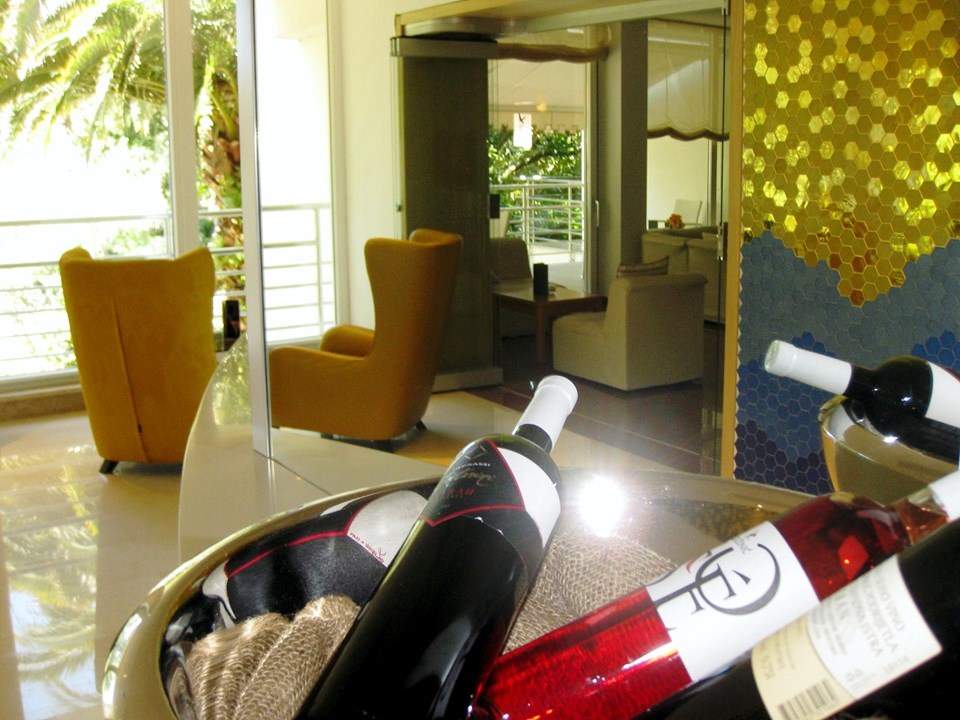 Sustainable Hotel Kimen - local wines