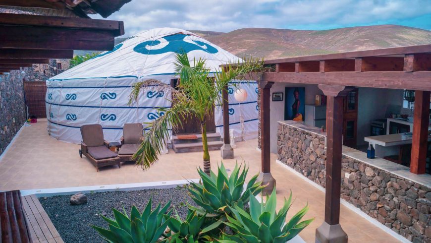 Yurta in Canary Islands