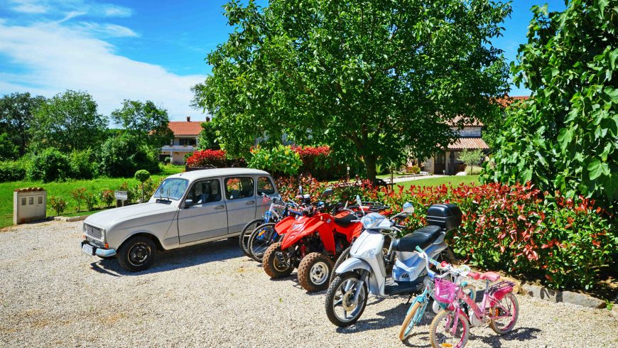 eco villa gašparini Istria - Renault 4