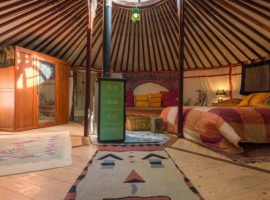 Sleep in a yurt