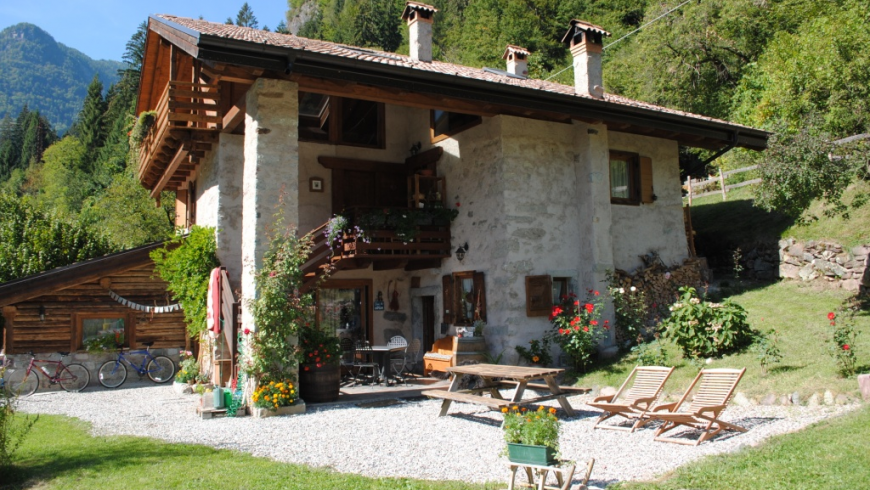 Villa Ca 'Praja, a beautiful eco-sustainable bed & breakfast in Trentino