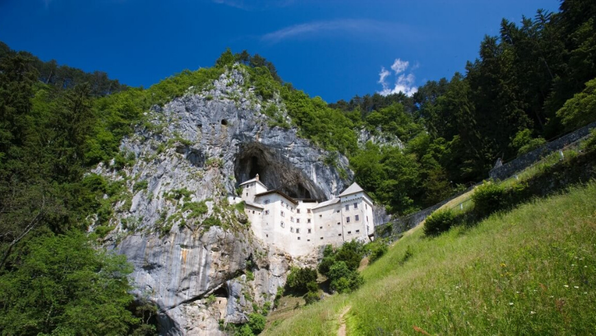 Visit Slovenia and discover the Predjama Castle