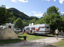 Camper and Caravans in Kamp Koren