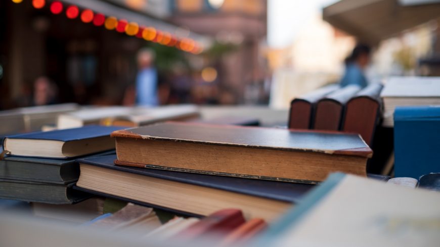 eco-friendly shopping tips, second-hand books