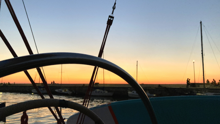 First Sailing Trip: 7 Tips to Make the Most of It - Ecobnb