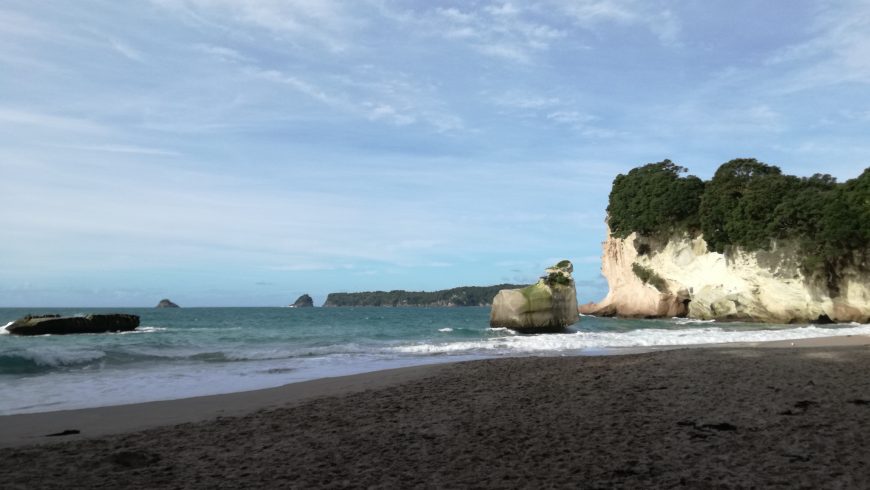 Cathedral Cove Beach, beaches new zealand