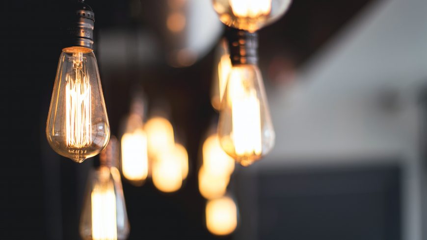 Low consumption light bulbs to contrast climate change