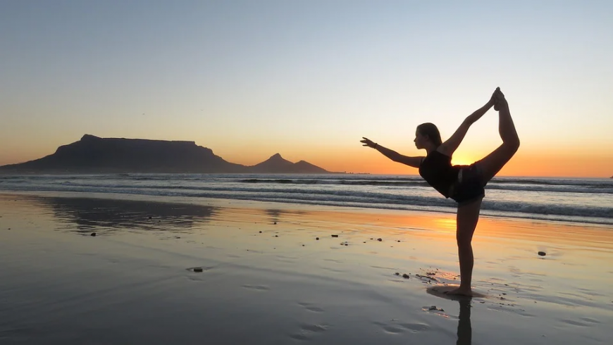 6 Locations for a Yoga Retreat by the Sea - Ecobnb