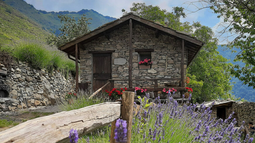 The renovated mountain huts at La Fontana dell'Olmo