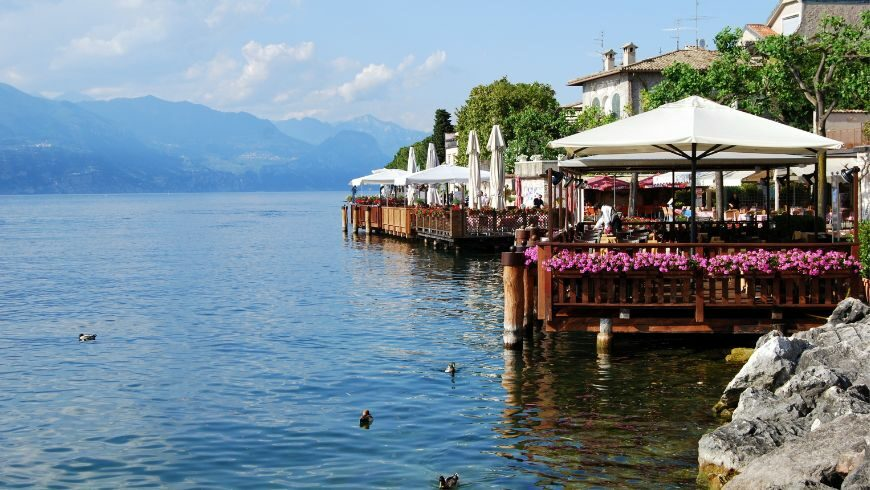 restaurant on Lake Garda 