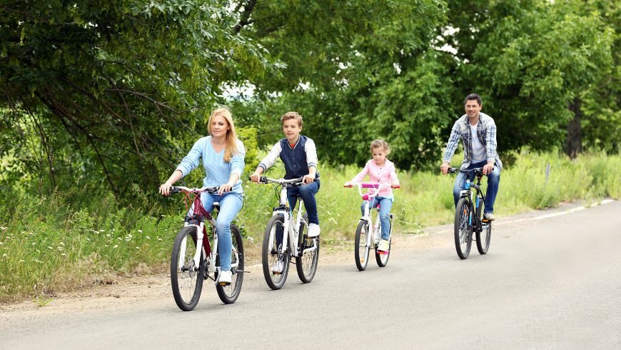  eco-friendly activities together by bicycle
