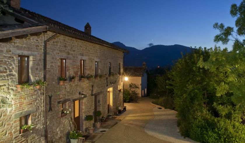 querceta di Marnacchia nestled in Monti Sibillini