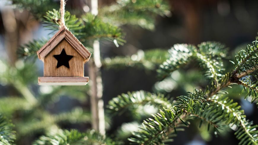 Wood Decorations for your eco B&B during Christmas holidays