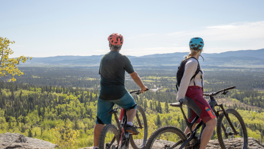 using e-bike for an eco-travel