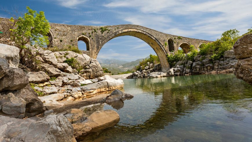 Mesi Bridge, Albania