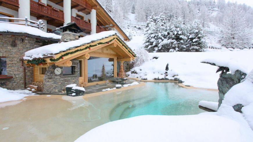 Eco hotel Notre Maison in Cogne, Italian Alps