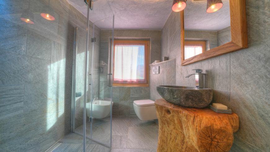 Bathroom with Flow Reducers and Other Water-Saving Features, Eco-Friendly Rural Accommodation in the Province of Belluno