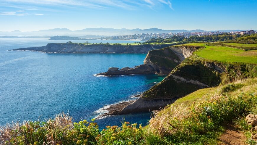 Green Itineraries and Nature near Santander 