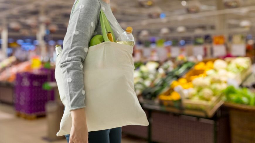 cloth tote bag for everyday zero-waste alternatives to disposable items