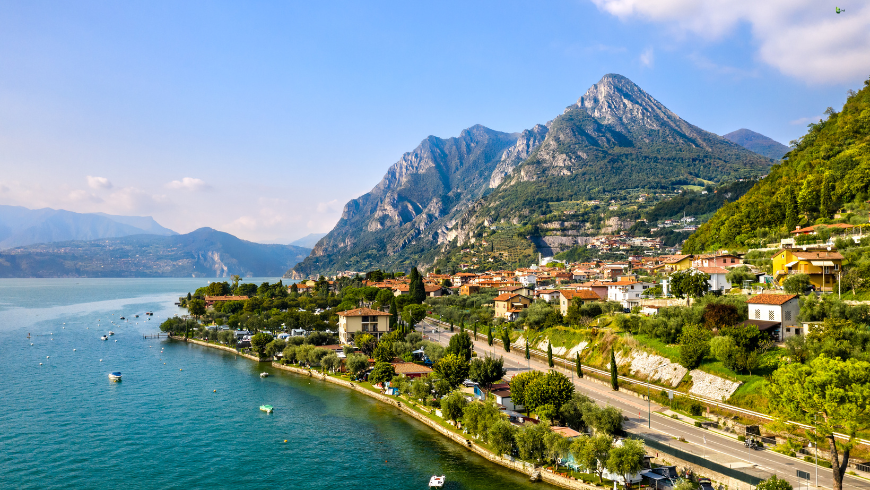 a holiday among the lakes of Lombardy