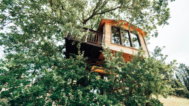 Romantic getaway in a treehouse, Eco-Glamping Il Sole, Italy