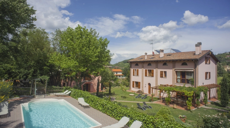 Beautiful farm stay near Bologna