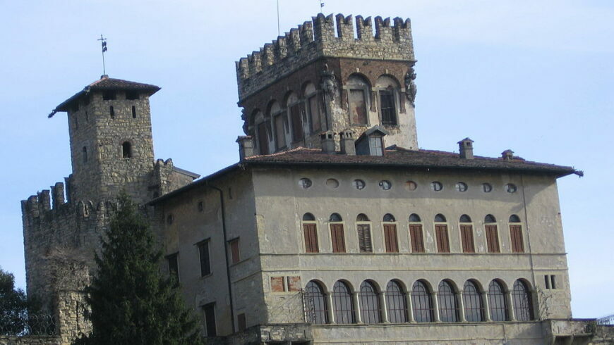 Castle in Costa di Mezzate