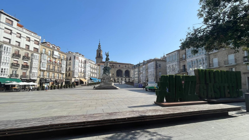 Plaza de la Virgen Blanca