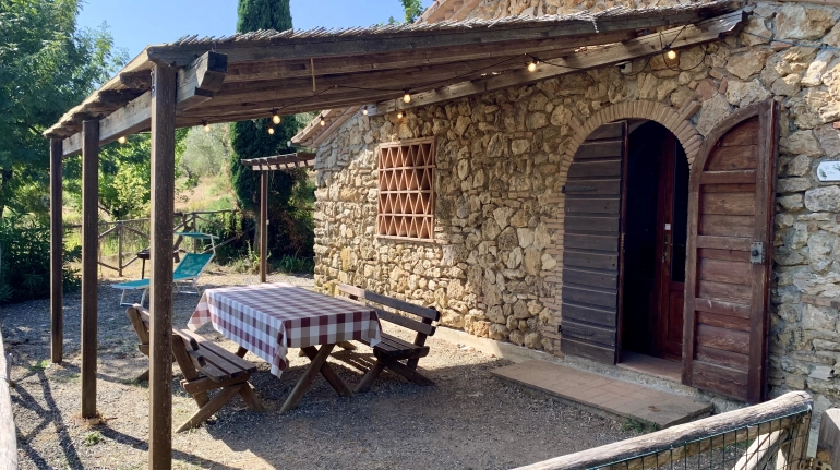 Where to stay in Montescudaio