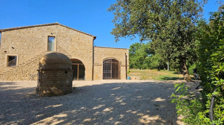 A green stay in Tuscany, in the village of Montescudaio