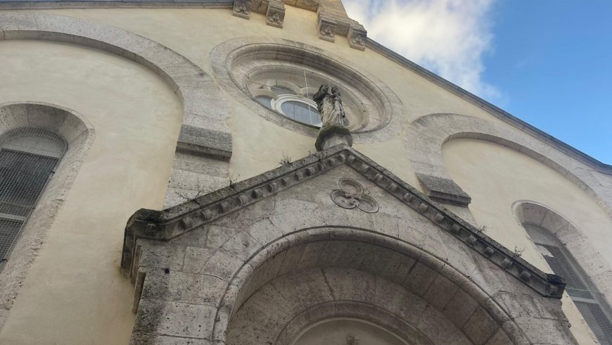 ancient church in Bayonne