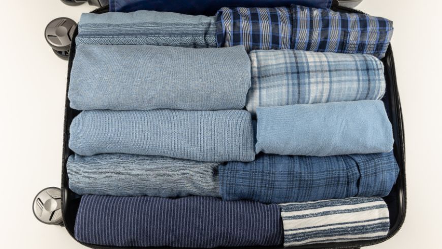 Rolling clothes, packing light tips