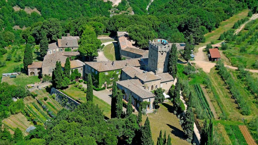 Tenuta di Spannocchia: an eco-friendly property, your house among the trees in Tuscany