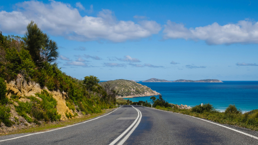 Road with beach and sea view in Wilsons Promontory National Park, Wilsons Promontory, Australia 