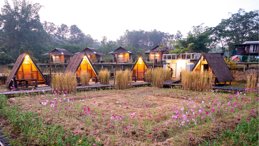 Local Home Stay in The Morning. Beautiful cabins in the middle of the nature.