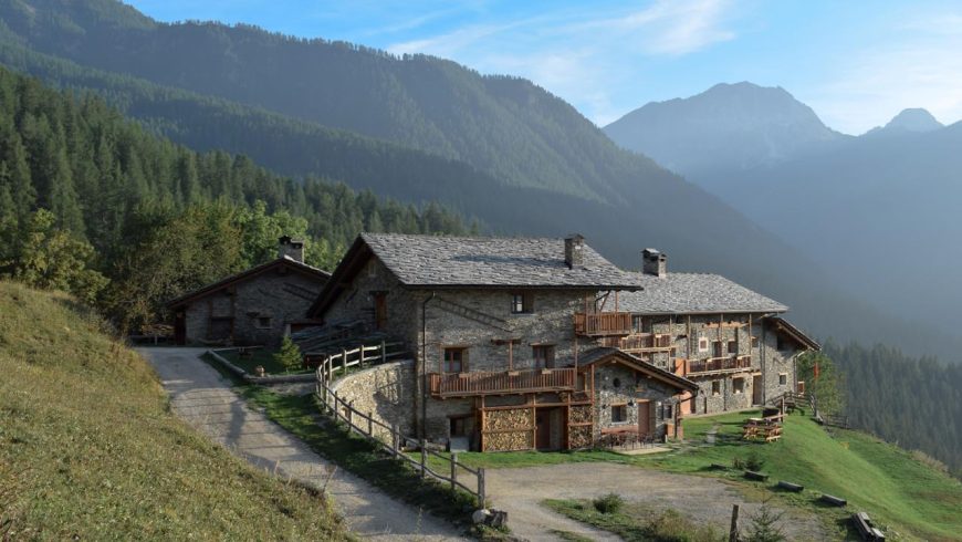 Sagna Rotonda, an abandoned village in the Maira Valley, restored with an eco-sustainable approach