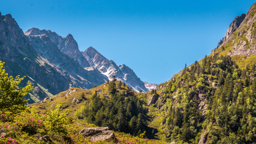 trekking on the Pyrenees