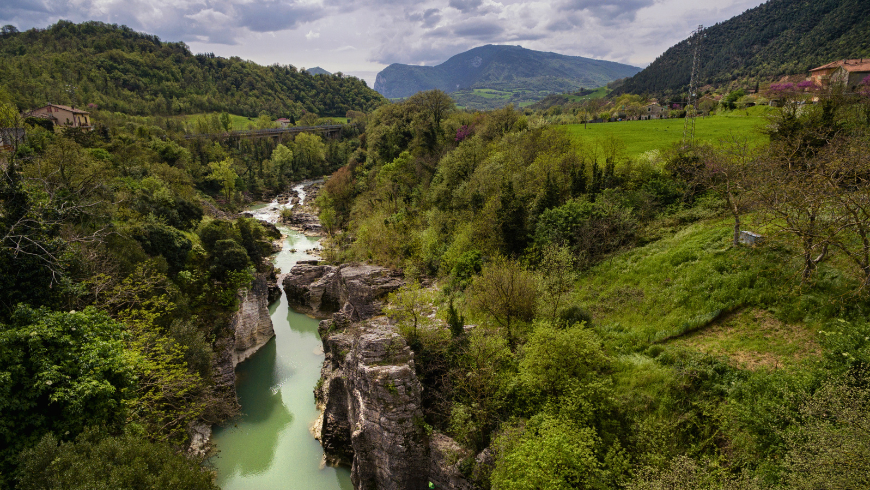 What to see in Fossombrone: the Marmitte dei Giganti